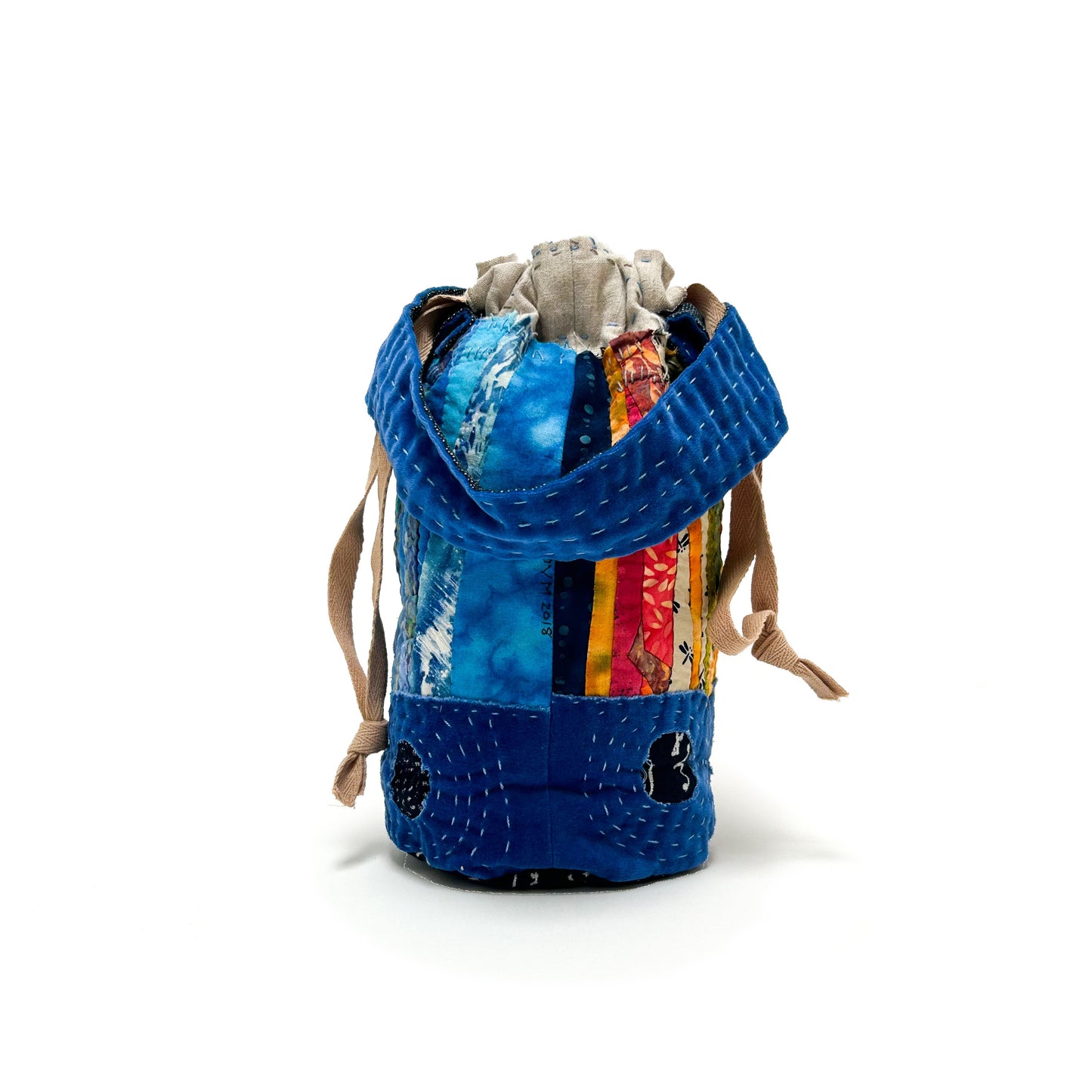 Linear Quilted Bucket bag with strap